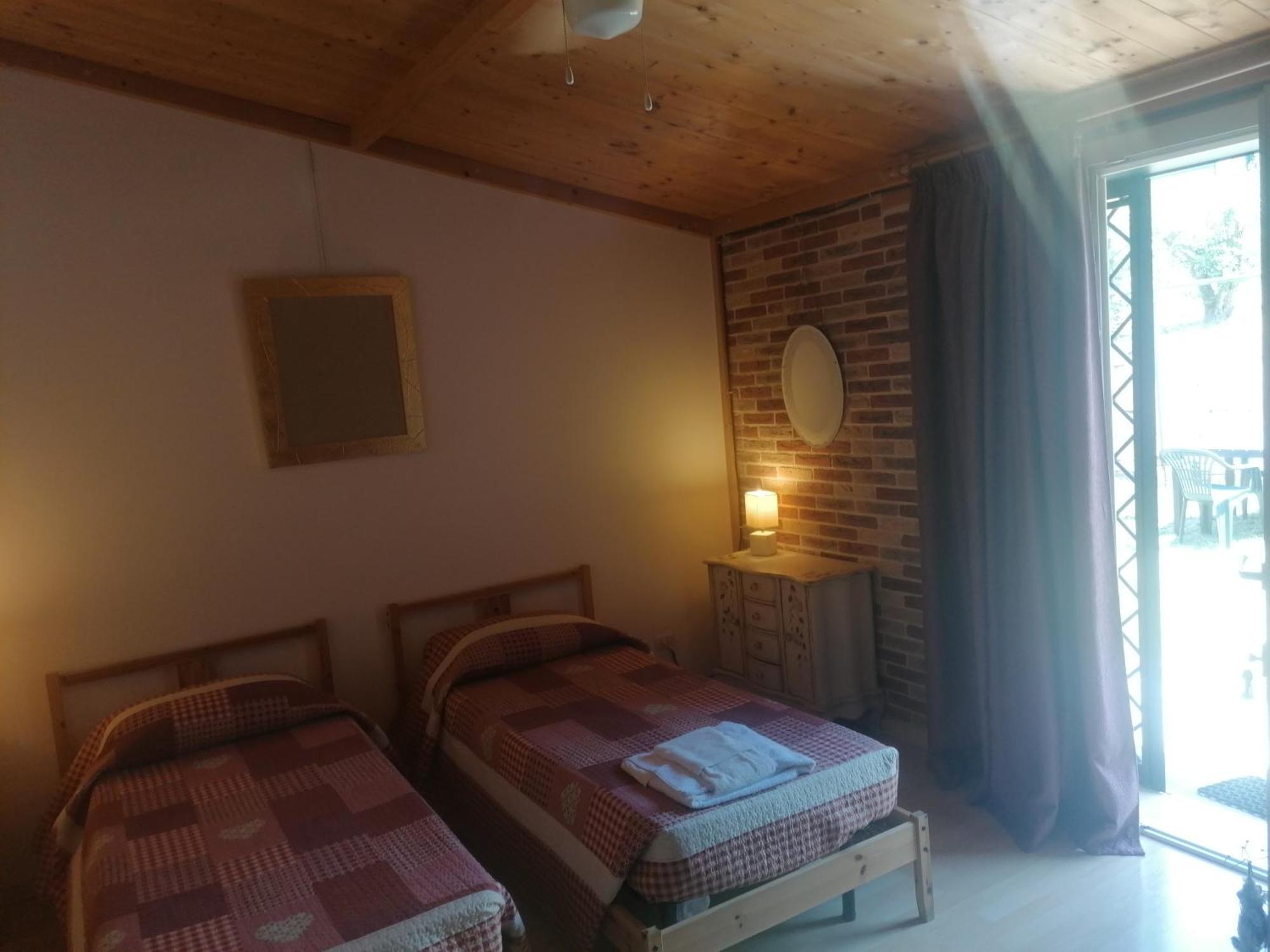 Agriturismo Sentiero Delle Fiabe Villa Sirolo Ruang foto